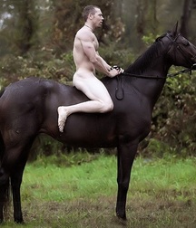 naked horsemen 5993f35ef41bf.jpg