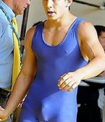 wrestler bulges 599583bc0bf03.jpg