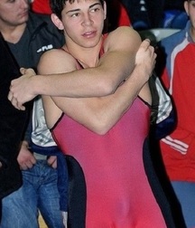 wrestler bulges 599583ce322b6.jpg