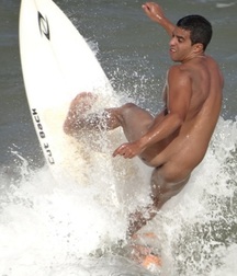 naked surfers 59a5178dc4d8a.jpg