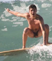 naked surfers 59a51792c61a2.jpg