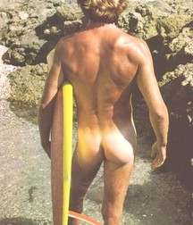 naked surfers 59a517b049351.jpg