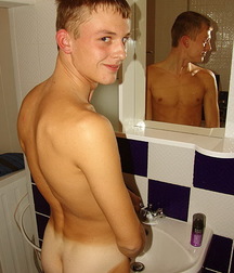 twinks 59abf5e84284f.jpg