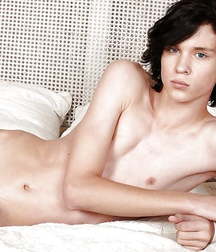 boys next door 2 5a9d0c506657e.jpg
