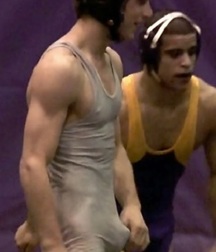 wrestler bulges 5aa8e922b4f4e.jpg