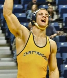 wrestler bulges 5aa8e934075e0.jpg