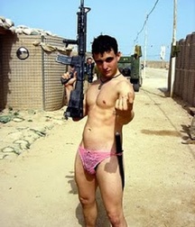 twinks 3 5ac9f4eea6d1f.jpg