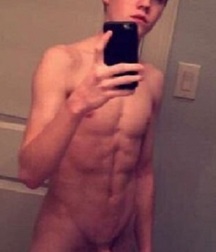 hung twinks 5b2e31078add2.jpg