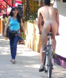boys and bicycles 2 5b6981bb1c23d.jpg