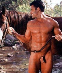 naked horsemen 2 5b78066379331.jpg