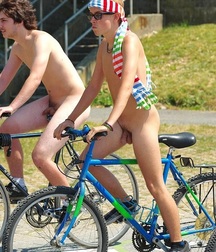 boys & bicycles 2 5bf92f3bf25fa.jpg