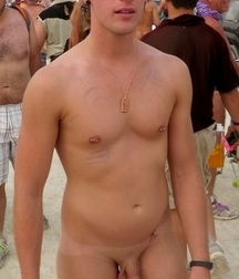 beefy guys 5c10d95687753.jpg