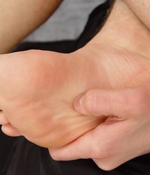 feet 5 5c1e1610489e1.jpg