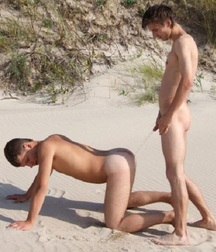 piss play 4 5c2b49cdab4a6.jpg