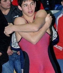 wrestlers 5c5ff6c1e3e4d.jpg