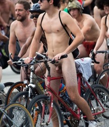 naked bicycle boys 5c9af82add01e.jpg