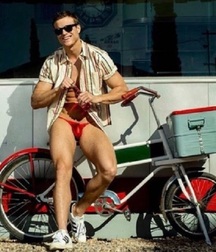 naked bicycle boys 5c9af8300b7fb.jpg