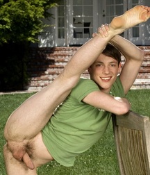 ballet boys 5ccbdd398d4e2.jpg