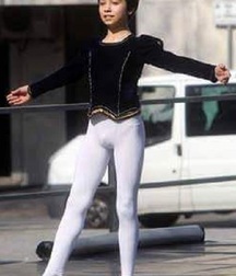 ballet boys 5ccbdd4ad5727.jpg