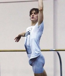 ballet boys 5ccbdd625e829.jpg