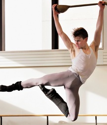 ballet boys 5ccbdd68d814d.jpg