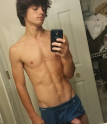 fit lads 5cefb8d4b9940.jpg