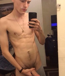 fit lads 5cefb9034b44e.jpg