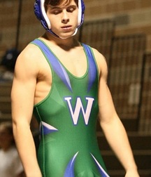 more wrestler bulges 5d11f2738af9b.jpg