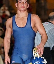 more wrestler bulges 5d11f2823af71.jpg