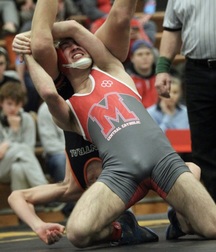 more wrestler bulges 5d11f29d69f41.jpg