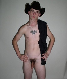 naked cowboys 5d11fa172fbb2.jpg