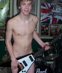 boys porn naked musicians 5f031ed6cbbfb.jpg