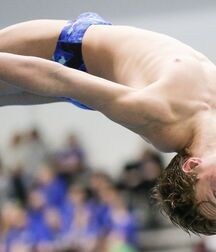 speedo guys gay tube 604a98c462856.jpg
