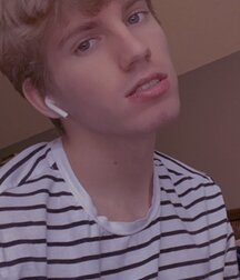 Beautiful Boy Butts 2 Ass’s that are lickable & kissable  5ed0cfadf0dbb.jpg