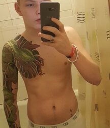 Eye Candy - Beautiful Boys Great Looking Bodies 5ee8a6bd114ae.jpg