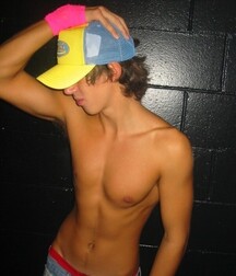 Eye Candy - Beautiful Boys Great Looking Bodies 5ee8a6d0ab565.jpg