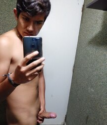 Marco Zaldívar Boy Twink Porn 619efe48aa3de.jpeg