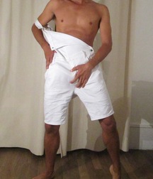 Hot summer night 5793363b459b8.jpg