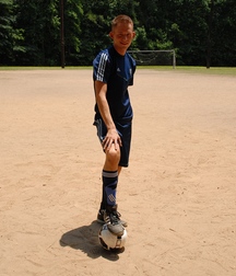 Uploaded by:Jamais 5d8133c8b3909.jpg