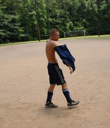 Uploaded by:Jamais 5d8133db41877.jpg