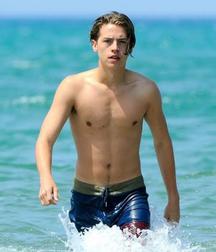 Famous boys: Dylan and Cole Sprouse 5ea3f45ab5a2f.jpeg