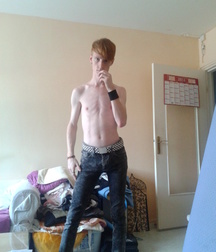 Me 5943a5b6cb3c4.jpg