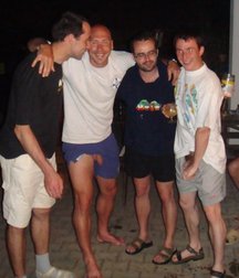 Funny men 599bd89985be3.jpg