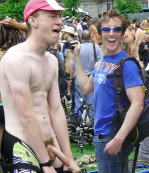 Funny men 599bd8e824505.jpg