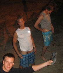Funny men 599bd8f09f576.jpg