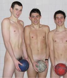 Funny men 599bd942f397b.jpg