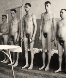 Fun Men in fun thing... 599ef4f03b76b.jpg