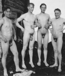 Fun Men in fun thing... 599ef4ff10802.jpg