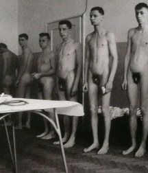 Fun Men in fun thing... 599ef53653715.jpg