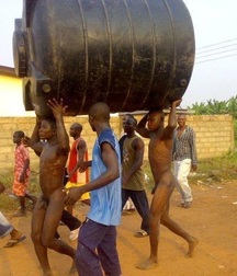 Fun Men in fun thing... 599ef53adc3b3.jpg